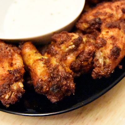 Dry-Rubbed Baked Chicken Wings